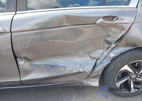 2010 Honda Accord 2.4 Lx-P из США, поврежденный, VIN 1HGCP2F49AA118768